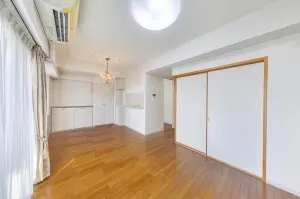 ローズガーデン新浦安参番館