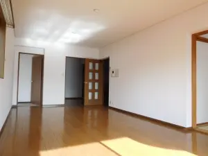 ライオンズヒルズ台原森林公園