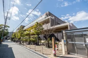 ザ・ライオンズ豊中中桜塚