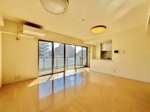 モンレーヴ府中南