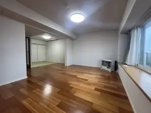 ヴェルビュ天神山公園