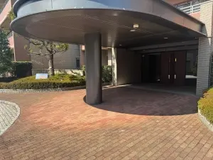 フォルスコートグランマークス