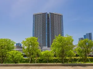 ＧＬＯＢＡＬ　ＦＲＯＮＴ　ＴＯＷＥＲ
