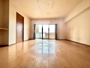 グランシティレイディアントタワー