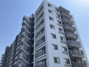 アドグランデ荒井