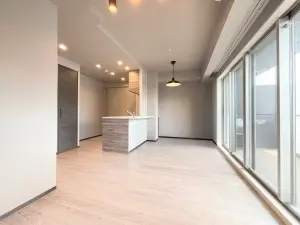 プレサンスロジェ栄パークサウス