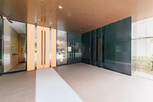 モア・クレスト築地