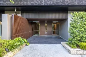 ザ・パークハウス浦和岸町