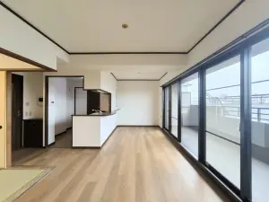 ライオンズマンション武道館前