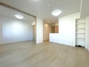 ファインスクェア明大前