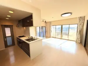 サーパス簗瀬西通り