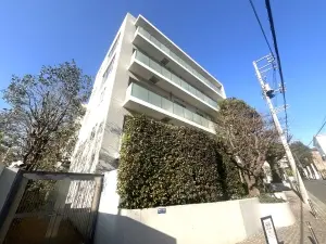 神宮前五丁目ブランシェ