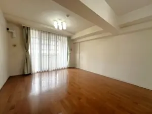 ライオンズマンションセントワーフ横濱