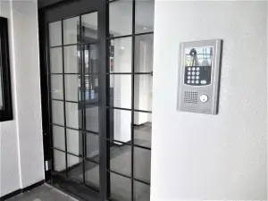 ハウスオブリザ月寒中央