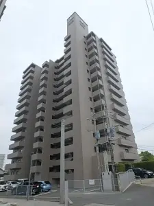 サーパスシティ前原参番館