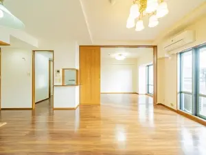 ルネ・ベイグランデ