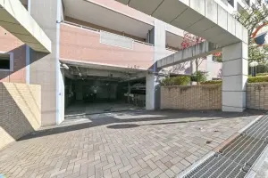 ライオンズグローベル京王永山