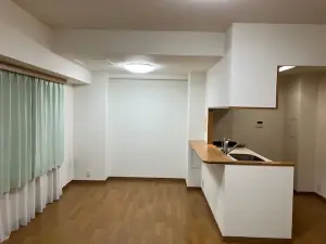 パラドール御所南