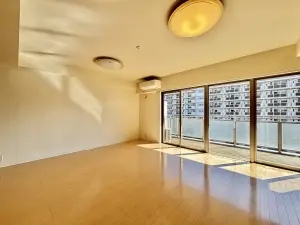 モンレーヴ府中南
