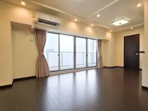 ロイヤルアーク甲子園フローレス