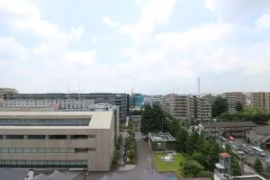 バルコニーからの眺望　眺望は永続的に保証されるものではありません。