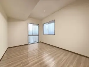 プレサンスロジェ上町台