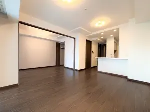 プレサンスロジェ上前津駅前２