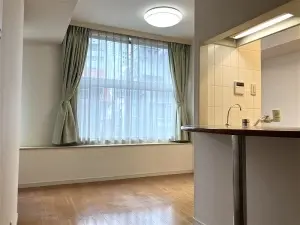 ファミール新宿グランスィートタワー