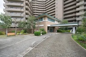 グローサス朝霞台