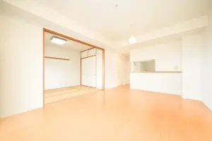 ワンダーベイシティＳＡＺＡＮ