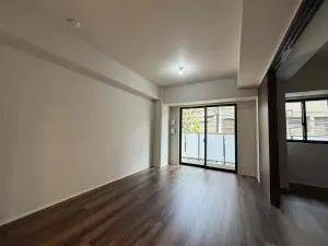 埃が舞い上がりにくい床暖房をLD部分に設置