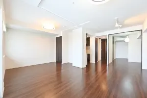 ブランズ横浜