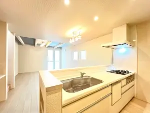春日井市稲口町４丁目戸建