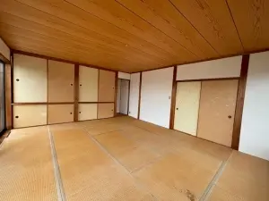 鎌倉市七里ガ浜東３丁目戸建