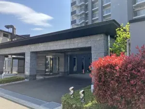 アドグランデ荒井
