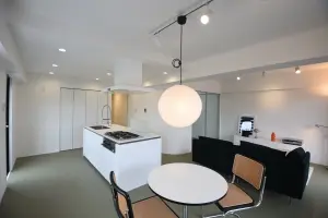 プルミエール勝川２