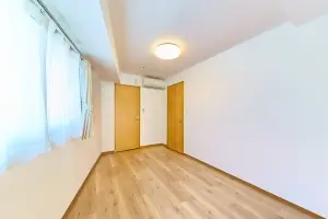 プラティーク三軒茶屋