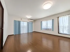 ライオンズヒルズ上大岡