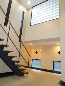 エントランスホール