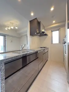 ローレルコート勝川駅前