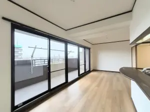 ライオンズマンション武道館前