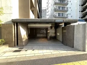 オートロック付の自転車置場がございます