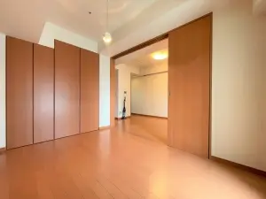 フォルム四谷外苑東