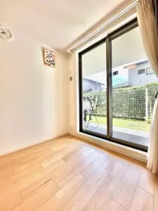 プラウド南小泉