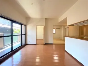 オーラム中島