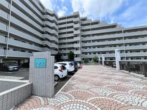 リーベスト八乙女