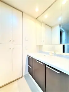 ライオンズステージ鵠沼グランヴァローレ