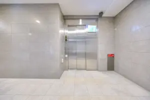 グローリオ新宿夏目坂