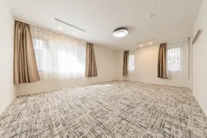 クレストコート砂土原