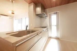 オーヴィジョン平尾